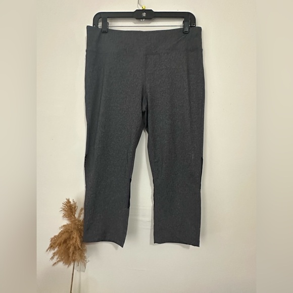 Calvin Klein Charcoal Performance Leggings - Picture 6 of 6
